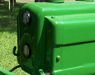 Sheet metal bolt set -- for styled john deere g, gm