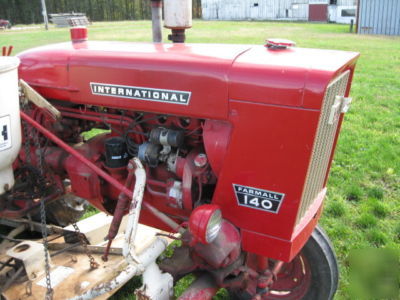 Nice 1979 international 140 tractor loaded very nice