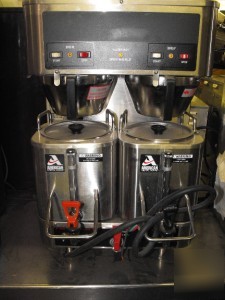 Shuttle brewer american metal ware P400E air pot coffee