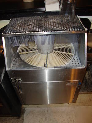 Moyer commercial glass washer