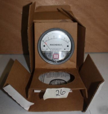 Dwyer magnehellic 2005 differental pressure gage 0-5
